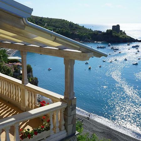 B&B Villa La Petra Сан-Никола-Арчелла Экстерьер фото