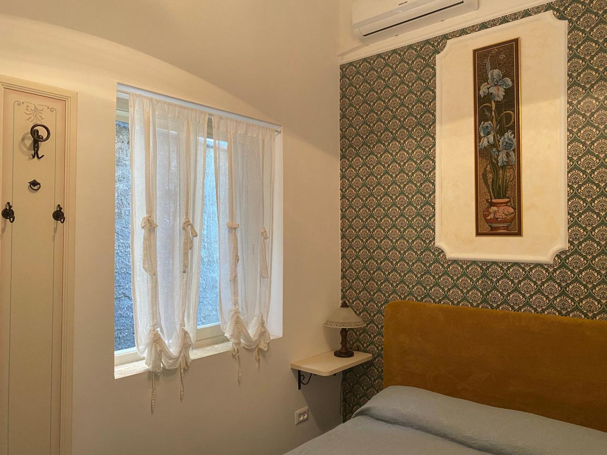 B&B Villa La Petra Сан-Никола-Арчелла Номер фото